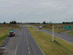 04-13-autopista.jpg_88717827