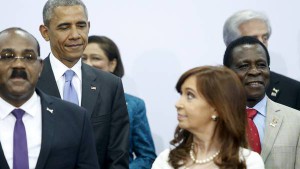 Miradas-Luego-Cristina-Kirchner-Reuter_CLAIMA20150411_0111_27